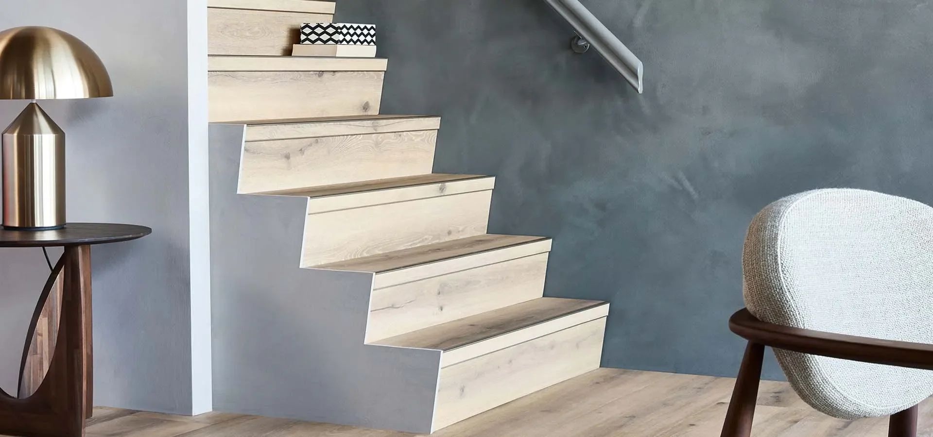 618-vloeren_trapbekleding_header_vandenberg.webp 618-vloeren_trapbekleding_header_vandenberg.webp